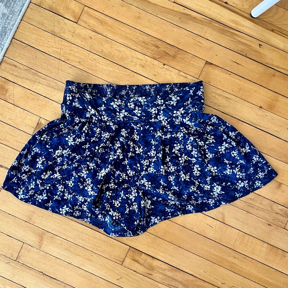 Target brand xhilaration flowy shorts
